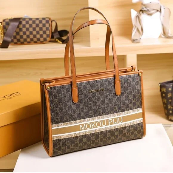 Cowhide Genuine Leather Tote Bag - Picture 4 of 4